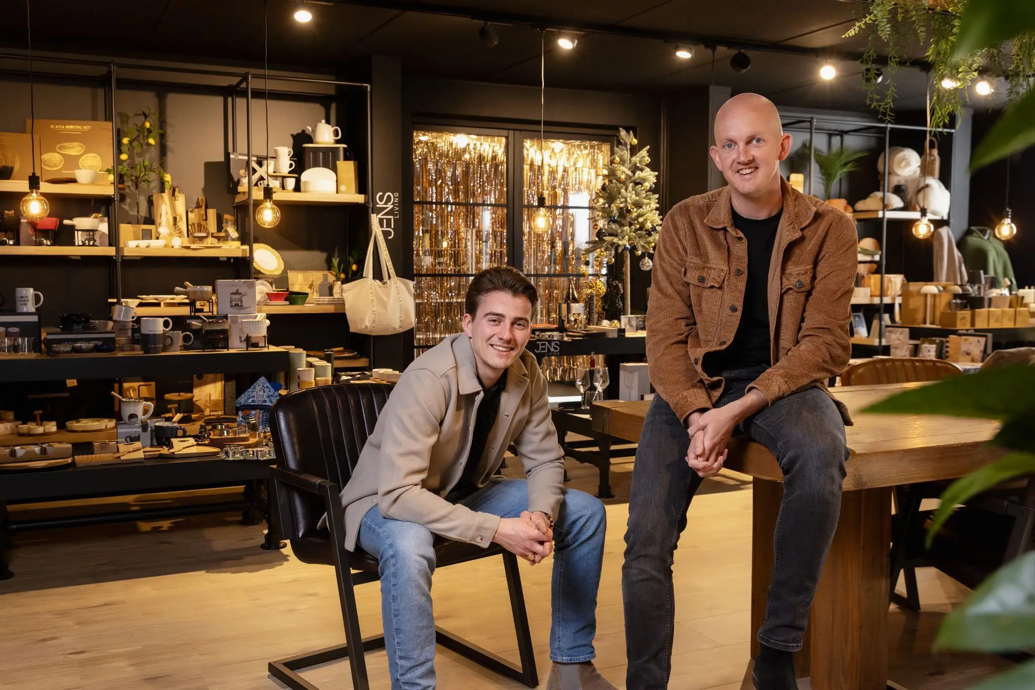 Guus Tesselaar en Pim van Straaten van the Gift