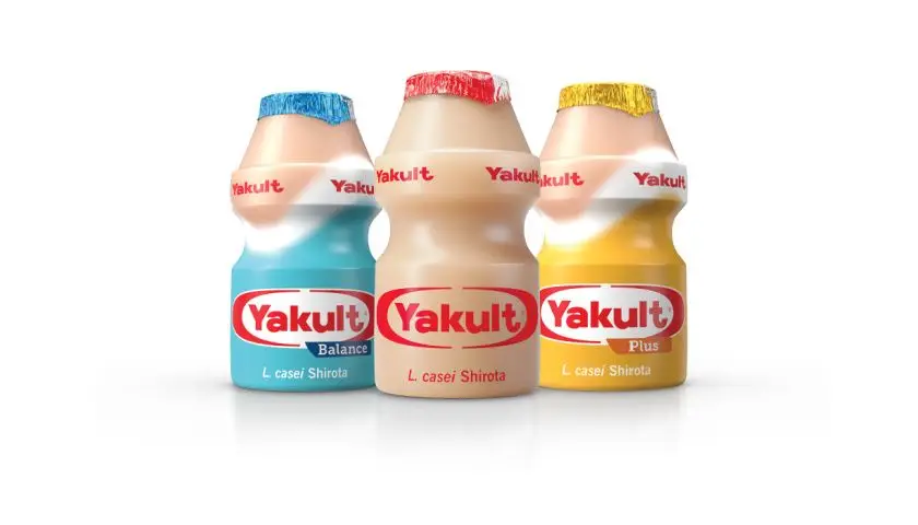 Drie flesjes van Yakult